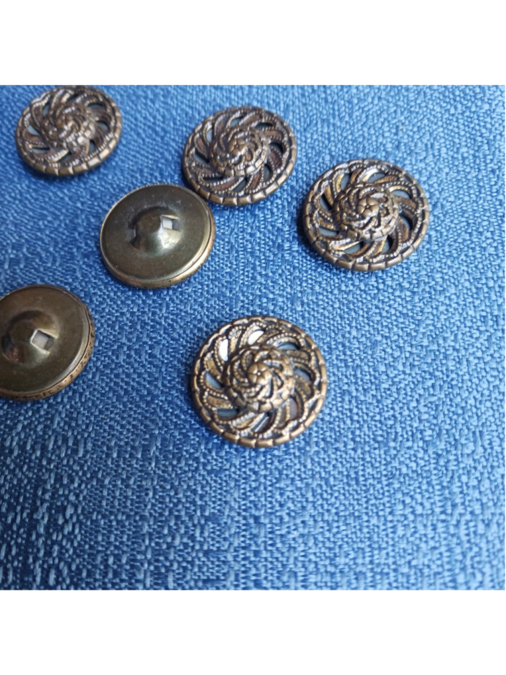 Metal Shank Button Lot Gold Tone Floral Weave Lot Of 6 Buttons